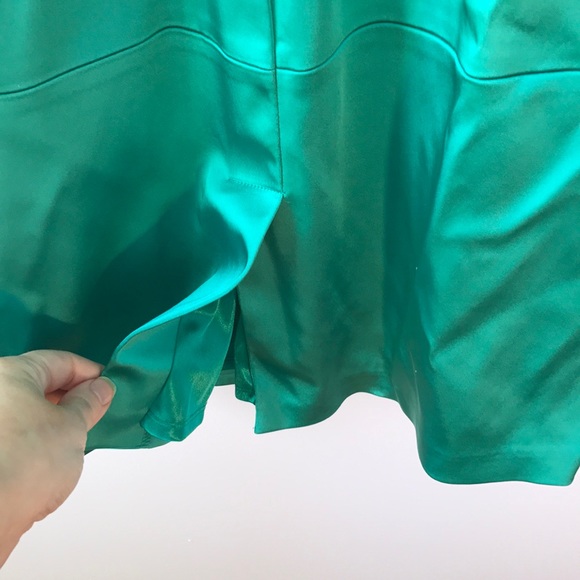 JAX Emerald Cocktail Dress - Picture 8 of 8